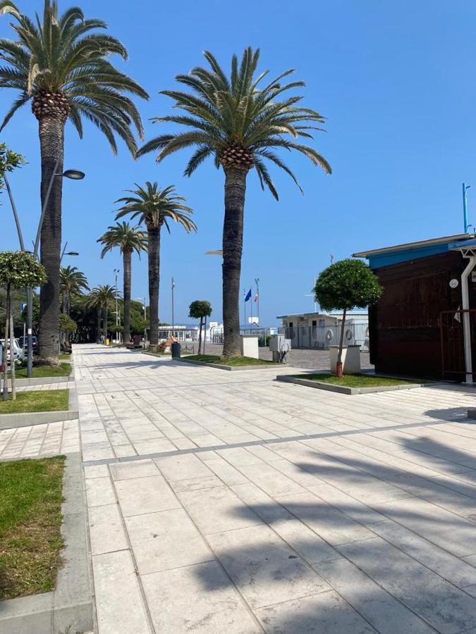 Villa Paolina Ceriale - App. 6 Posti エクステリア 写真